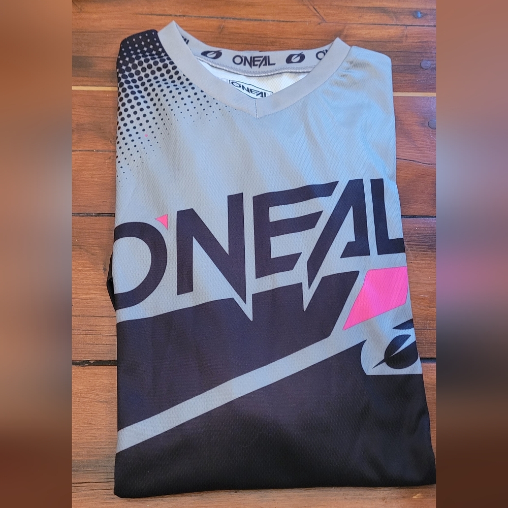 Oneal Gray and Black Graphic T-Shirt
